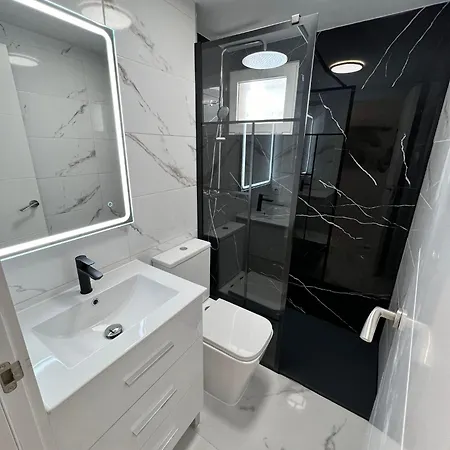 Estrella Del Sur * Адехе